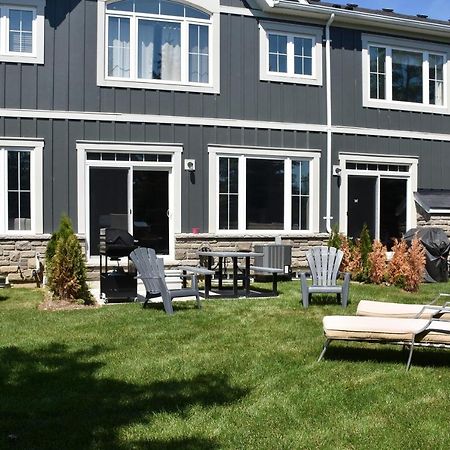 New Blue Mountain Village Snowbridge Executive Townhome Sleeps 10 With Outdoor Pool And Shuttle Nottawa Extérieur photo