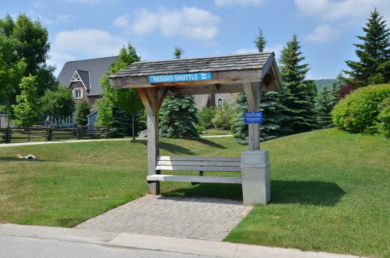 New Blue Mountain Village Snowbridge Executive Townhome Sleeps 10 With Outdoor Pool And Shuttle Nottawa Extérieur photo